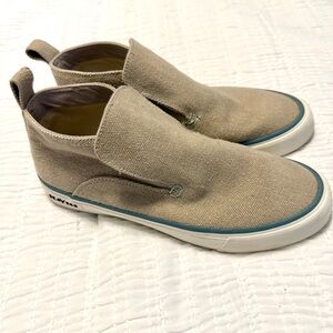 Jungmaven SeaVees Tan Canvas Slip-On Women’s Sneakers size 9